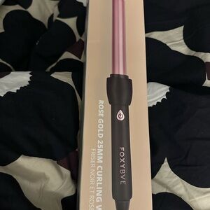 Foxybae Rose Gold 25mm Curling Wand NIB